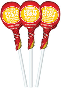 Image of Strawberry with Lemon Center Fruit Chew Pops (50 ct. Bag) Package